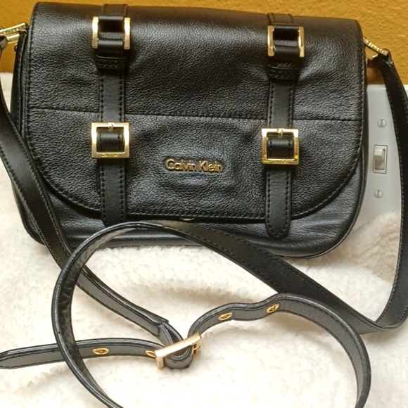 Calvin Klain crossbody bag